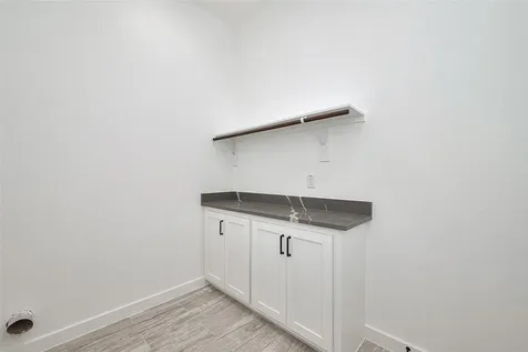 8634 Allwood Street Houston TX 77016