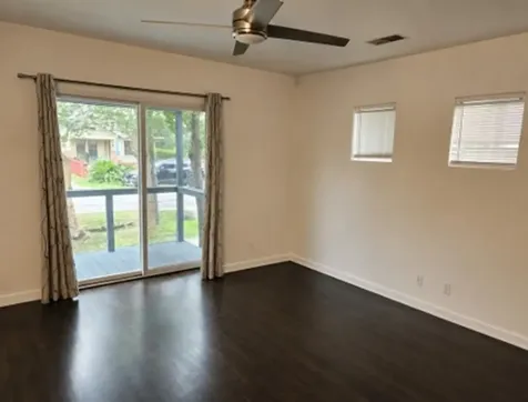 617 E 12th 1/2 Street Houston TX 77008
