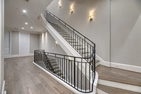 1913 Revere Street Houston TX 77019