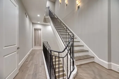 1913 Revere Street Houston TX 77019