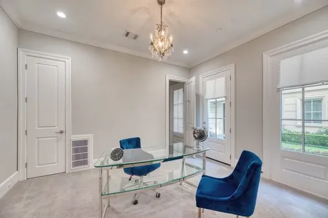 1913 Revere Street Houston TX 77019