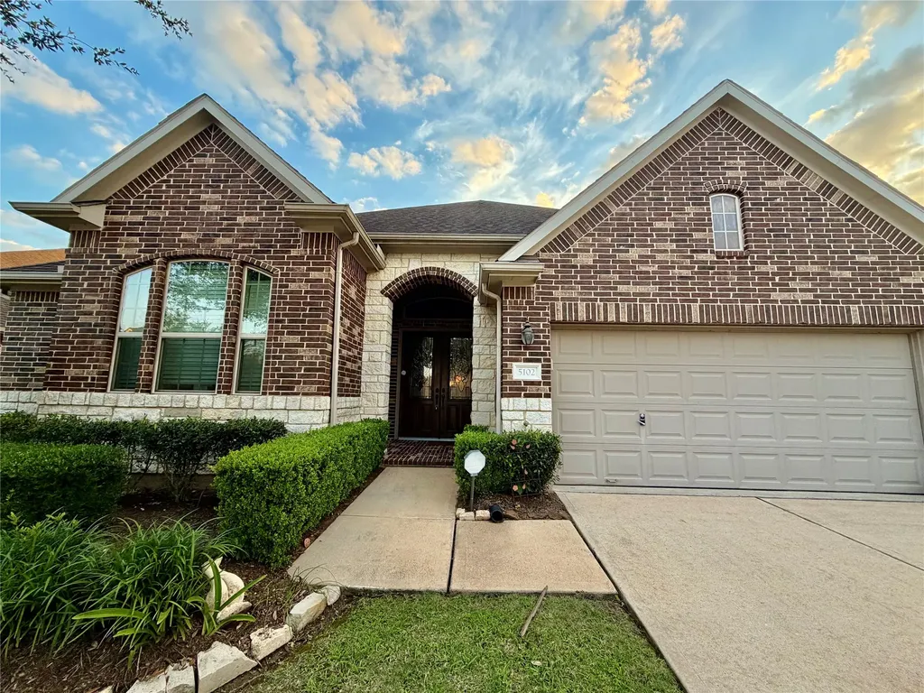 5102 Ava Meadows Lane Sugar Land TX 77479
