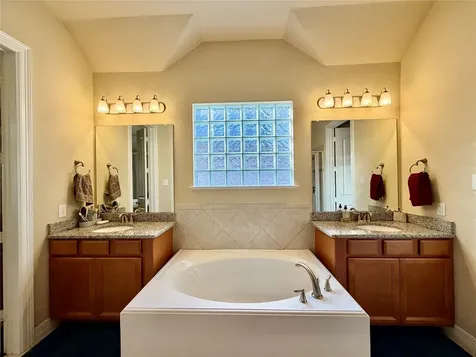 5102 Ava Meadows Lane Sugar Land TX 77479
