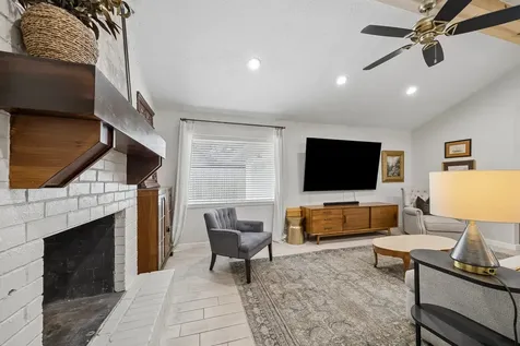 1919 Ashford Hollow Lane Houston TX 77077