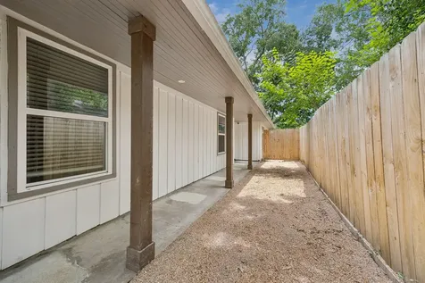 1919 Ashford Hollow Lane Houston TX 77077