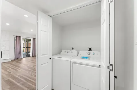 17331 Red Oak Drive 14 Houston TX 77090