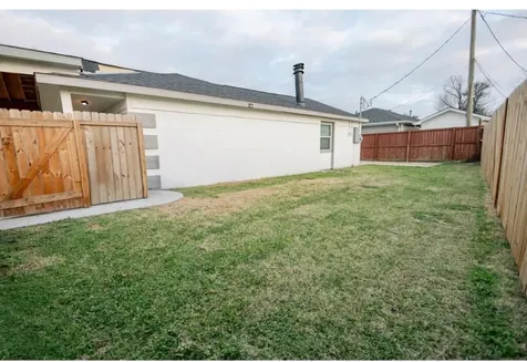 2202 4th Street Galena Park TX 77547