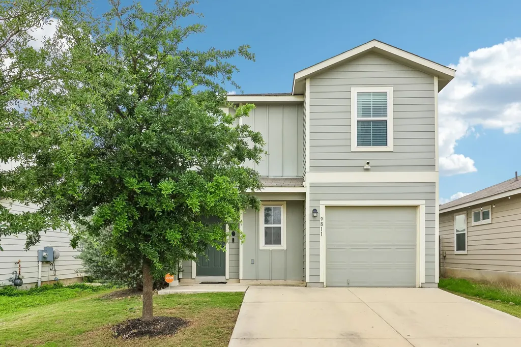 9811 Bur Sedge San Antonio TX 78254
