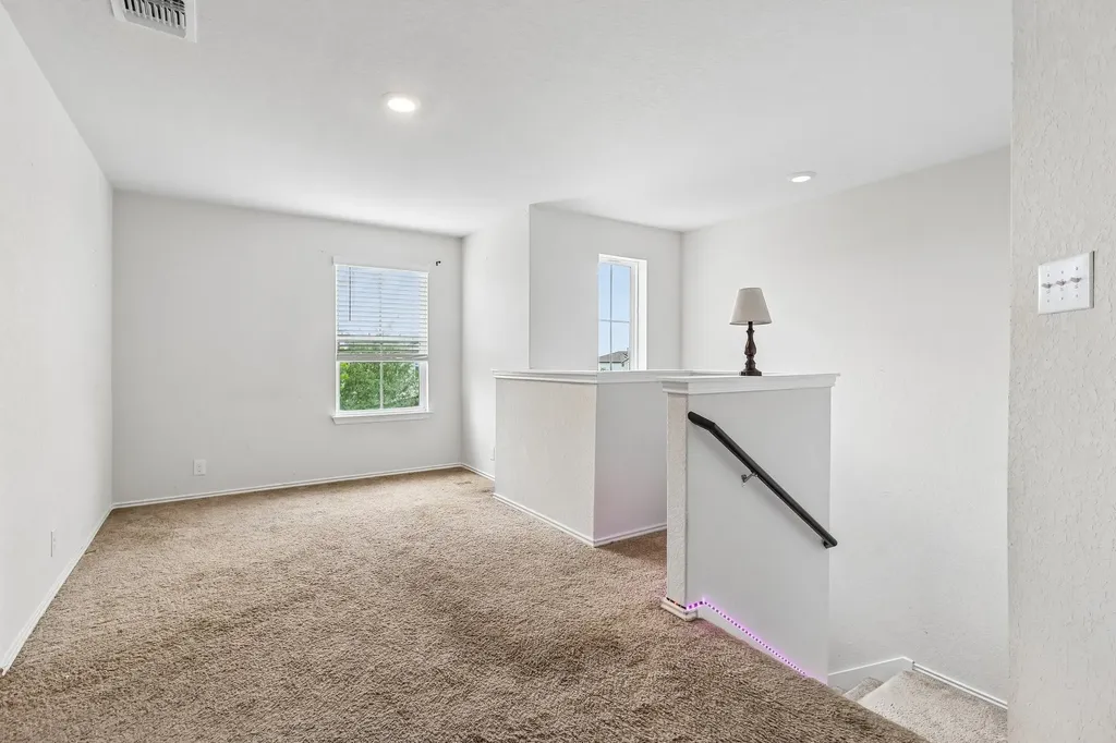 9811 Bur Sedge San Antonio TX 78254
