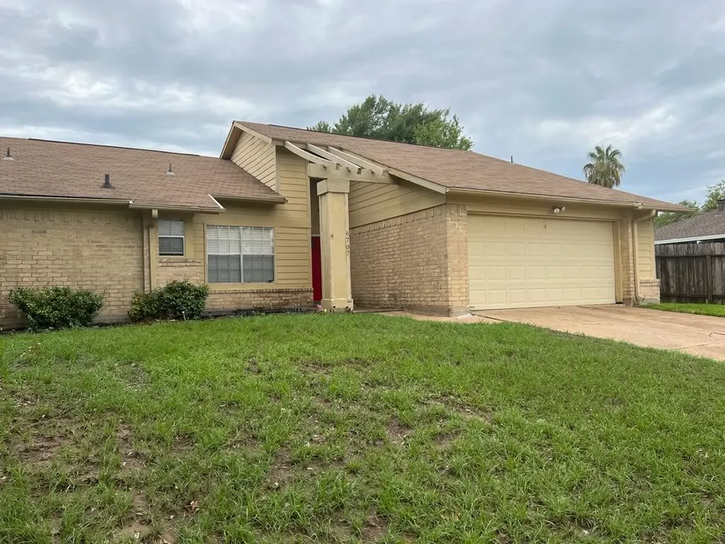 6707 Loch Bruceray Drive Houston TX 77084