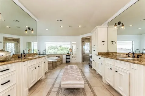 1517 Waterside Drive League City TX 77573