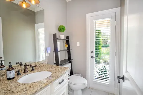 1517 Waterside Drive League City TX 77573