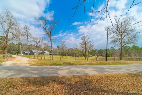 840 Horace Bonds Road Livingston TX 77351