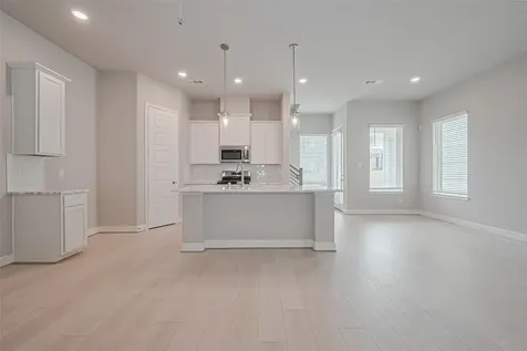 8925 Grovner Place Houston TX 77055
