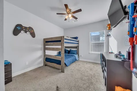 320 W Live Oak Street Angleton TX 77515