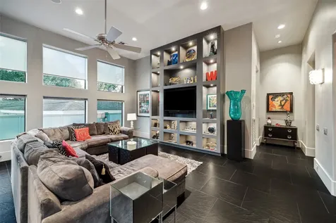 5311 Queensloch Drive Houston TX 77096