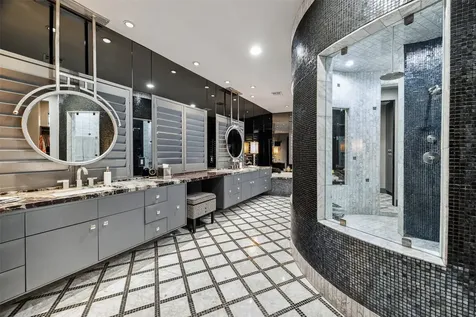 5311 Queensloch Drive Houston TX 77096