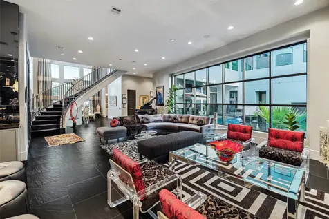 5311 Queensloch Drive Houston TX 77096