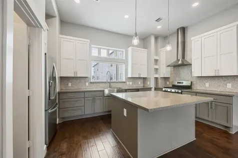 727 Schwartz Street Houston TX 77020