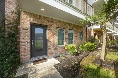 727 Schwartz Street Houston TX 77020