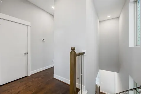 727 Schwartz Street Houston TX 77020