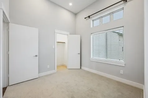 727 Schwartz Street Houston TX 77020