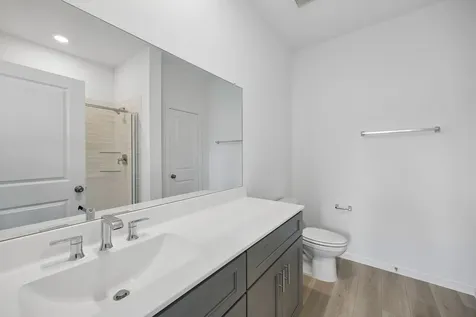7122 Thomas James Court Cove TX 77523