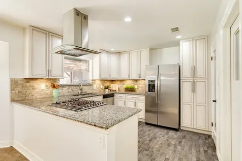 267 Wentworth Drive West Columbia TX 77486