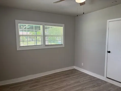 5962 Belarbor Street Houston TX 77033
