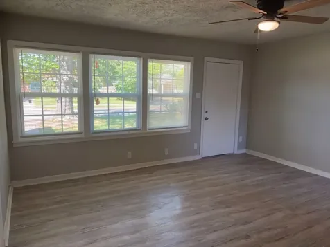 5962 Belarbor Street Houston TX 77033