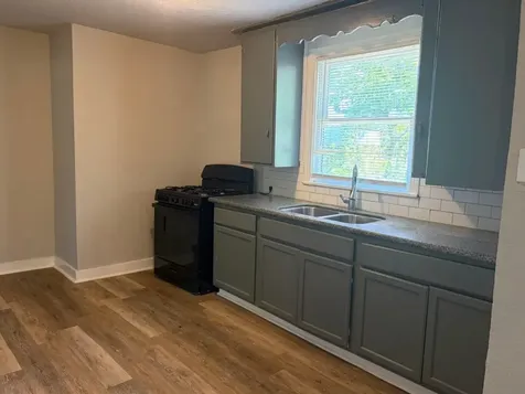 5962 Belarbor Street Houston TX 77033