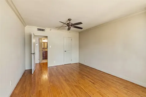 1111 Caroline Street 2611 Houston TX 77010