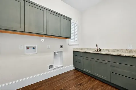 715 Suncatcher Circle Richmond TX 77406