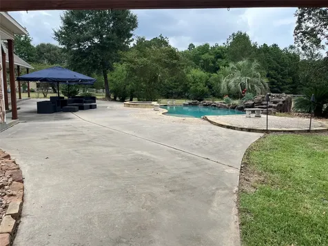 15453 Crown Oaks Drive Montgomery TX 77316