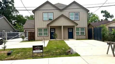 7034 Smilax Street A Houston TX 77088