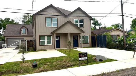 7034 Smilax Street A Houston TX 77088