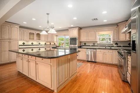 33 Maple Lane Galveston TX 77551