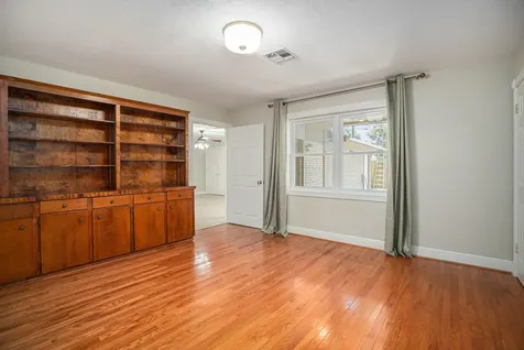 33 Maple Lane Galveston TX 77551