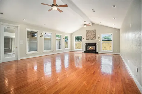 33 Maple Lane Galveston TX 77551