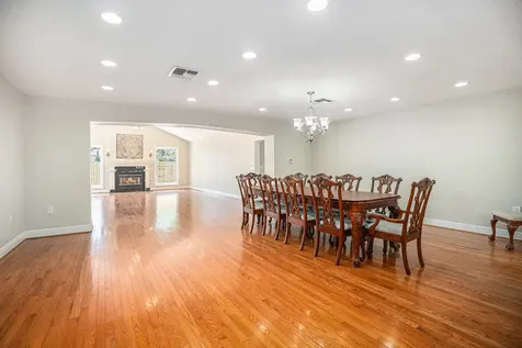 33 Maple Lane Galveston TX 77551