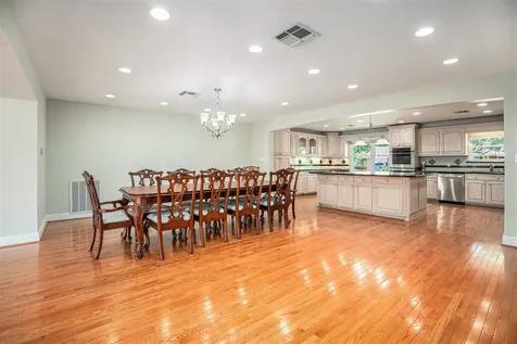 33 Maple Lane Galveston TX 77551