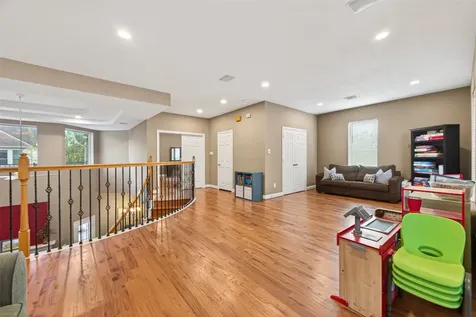 5349 Val Verde Street Houston TX 77056