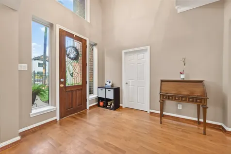 5349 Val Verde Street Houston TX 77056