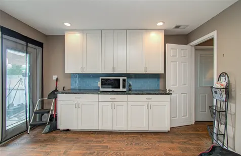 7228 Avenue R Santa Fe TX 77510