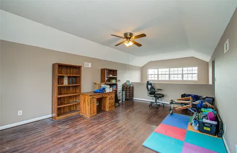 7228 Avenue R Santa Fe TX 77510