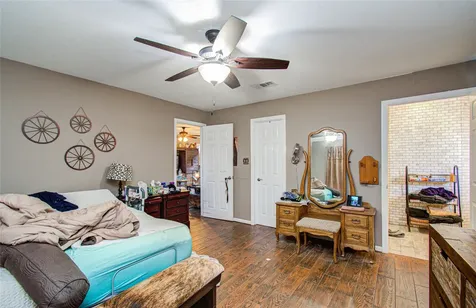 7228 Avenue R Santa Fe TX 77510