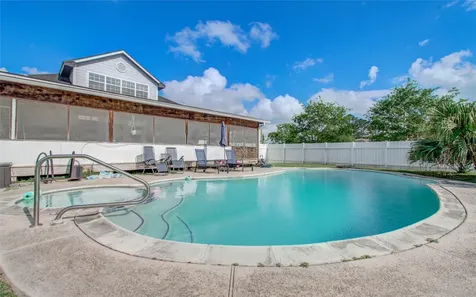 7228 Avenue R Santa Fe TX 77510