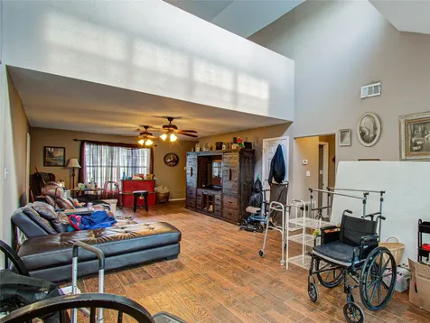 7228 Avenue R Santa Fe TX 77510