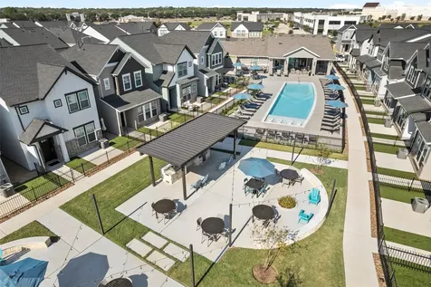 5300 Berkeley Knoll Circle 272 Richmond TX 77407