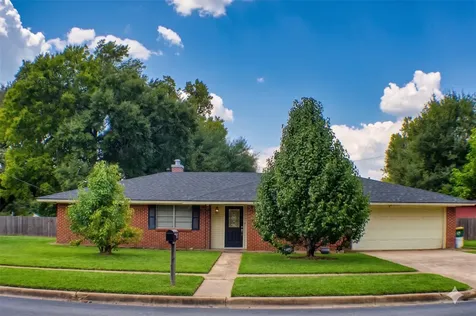 202 Rose Marie Boulevard Hearne TX 77859